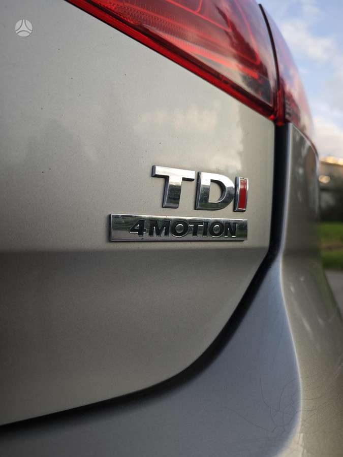 Volkswagen Golf - 7