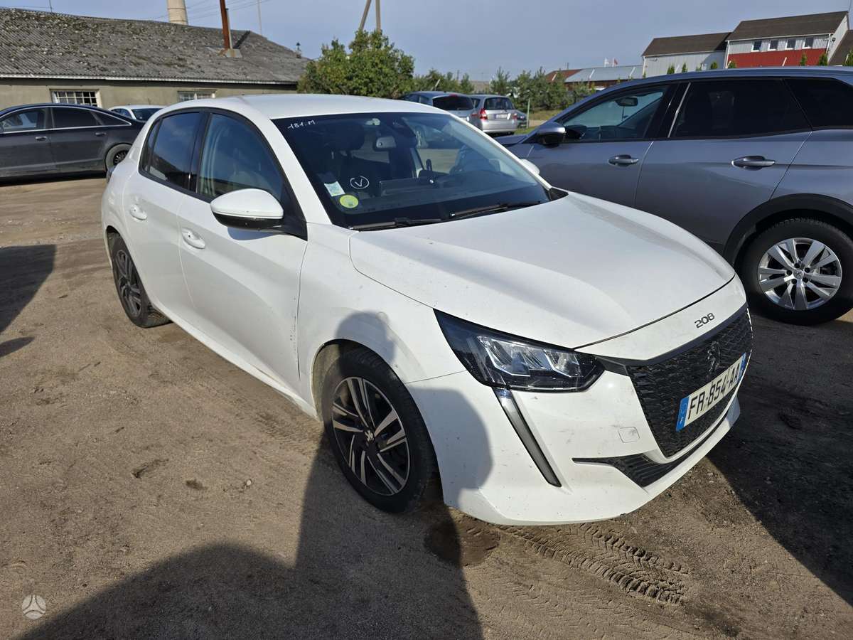 Peugeot 208 - 1