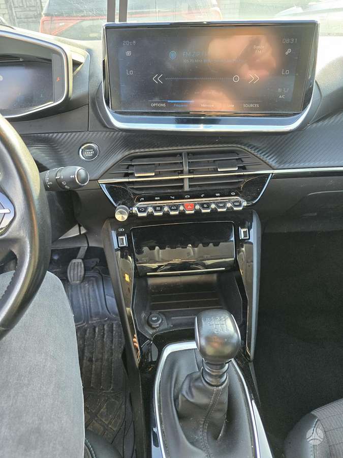 Peugeot 208, 1.5 l., Хэтчбек