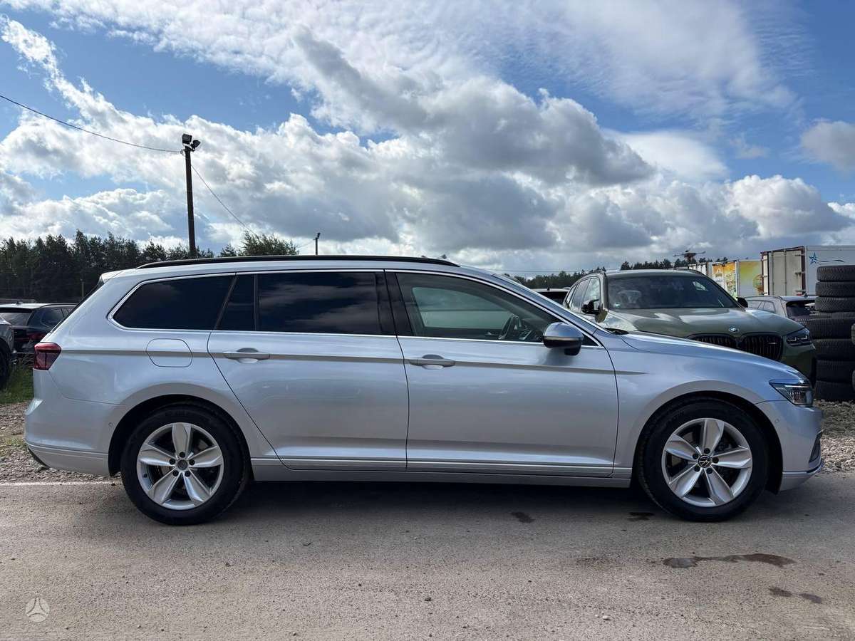 Volkswagen Passat - 5