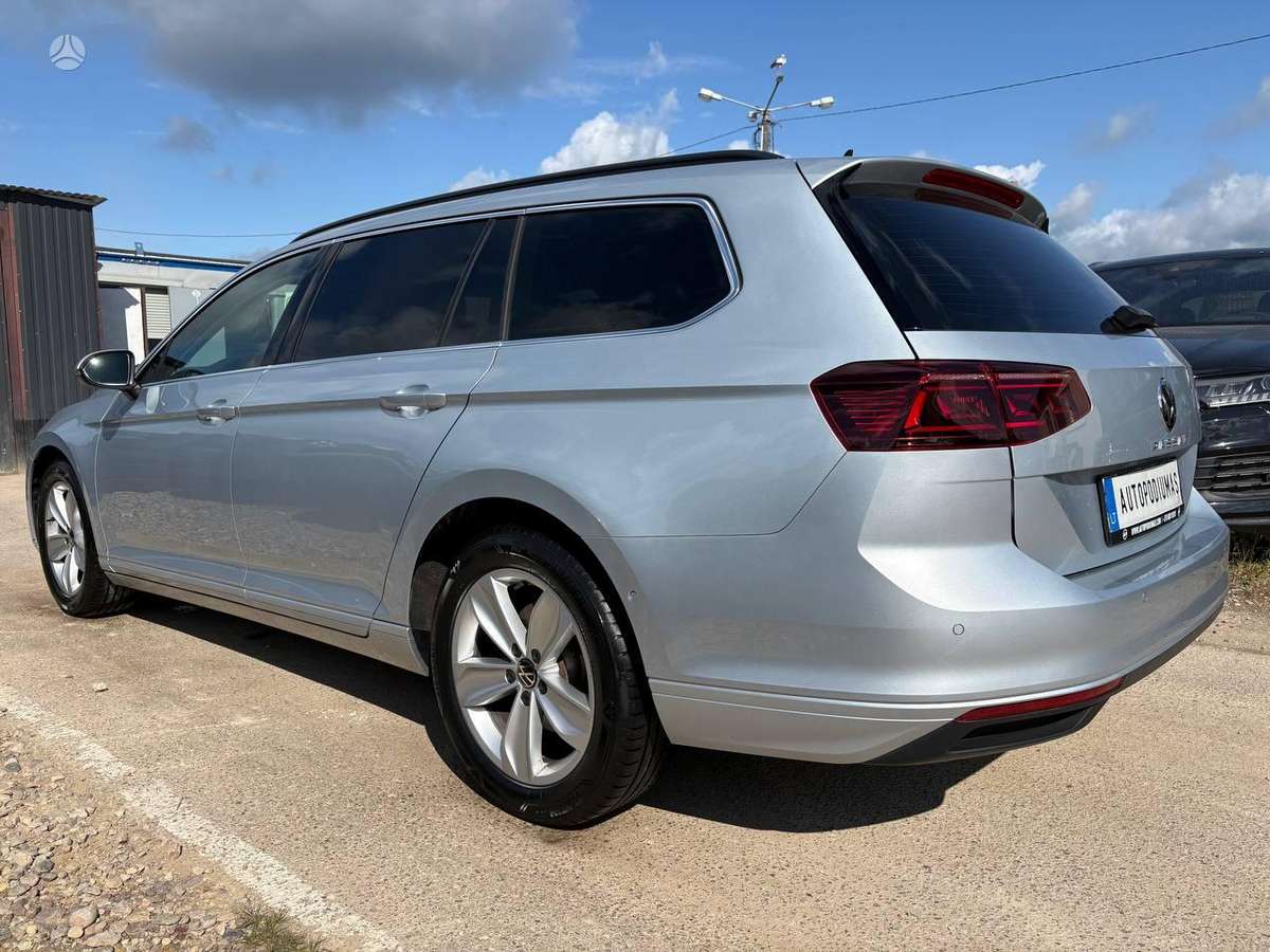 Volkswagen Passat - 8
