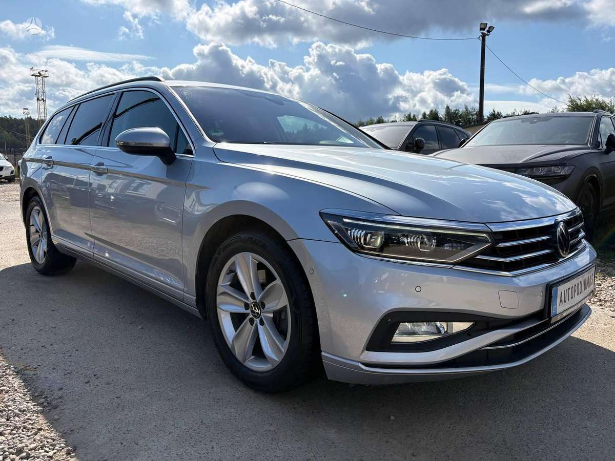 Volkswagen Passat - 2