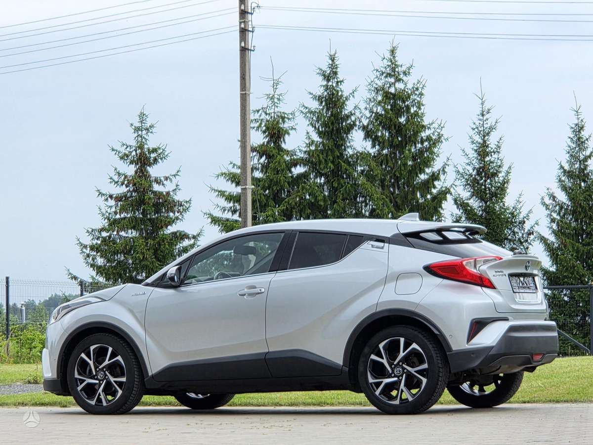 Toyota C-HR - 5
