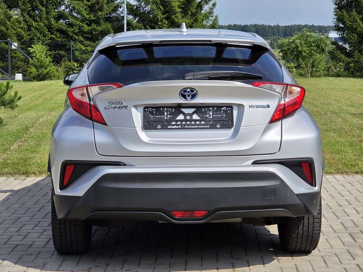 Toyota C-HR - 8