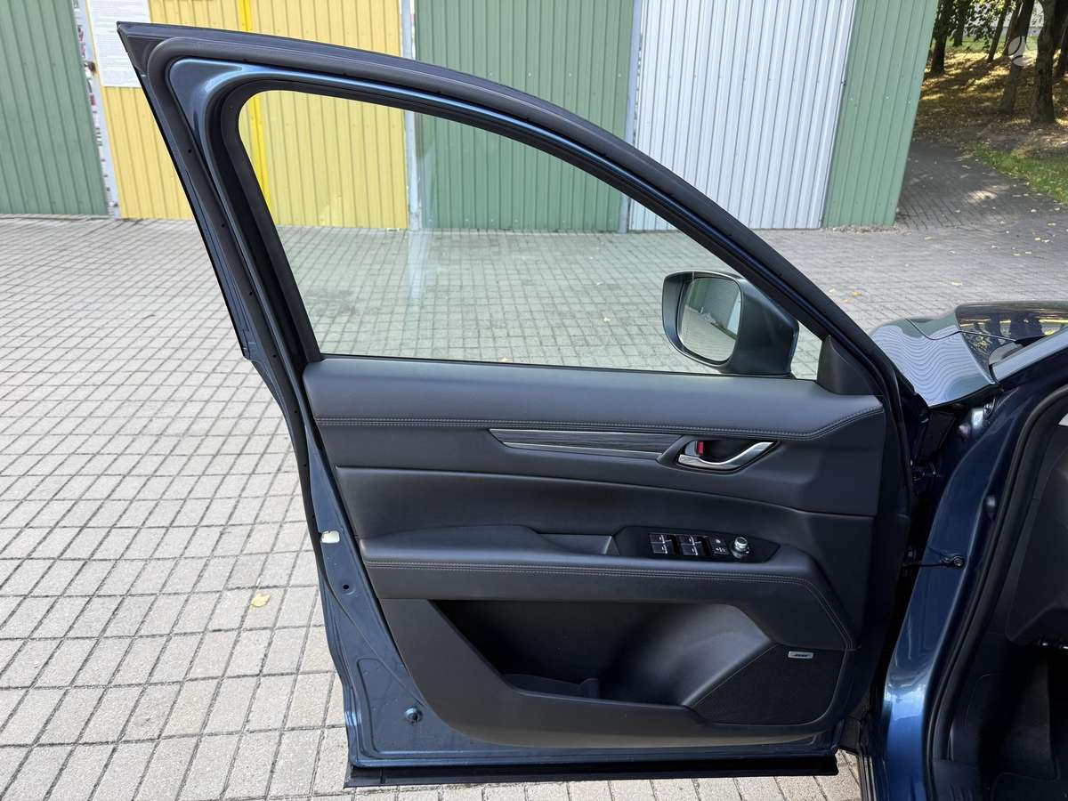 Mazda CX-5, 2.2 l., Внедорожник / Кроссовер