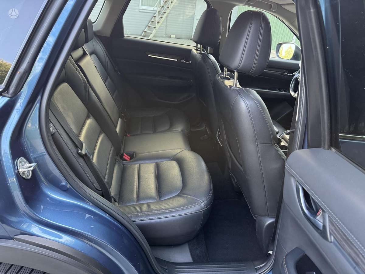 Mazda CX-5, 2.2 l., Внедорожник / Кроссовер