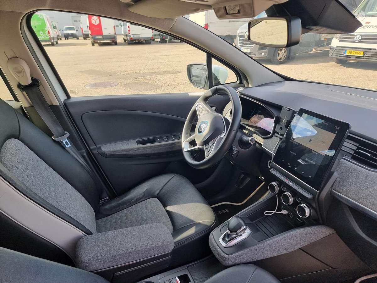 Renault Zoe - 8