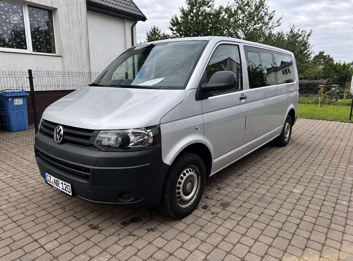 Volkswagen Caravelle - 7
