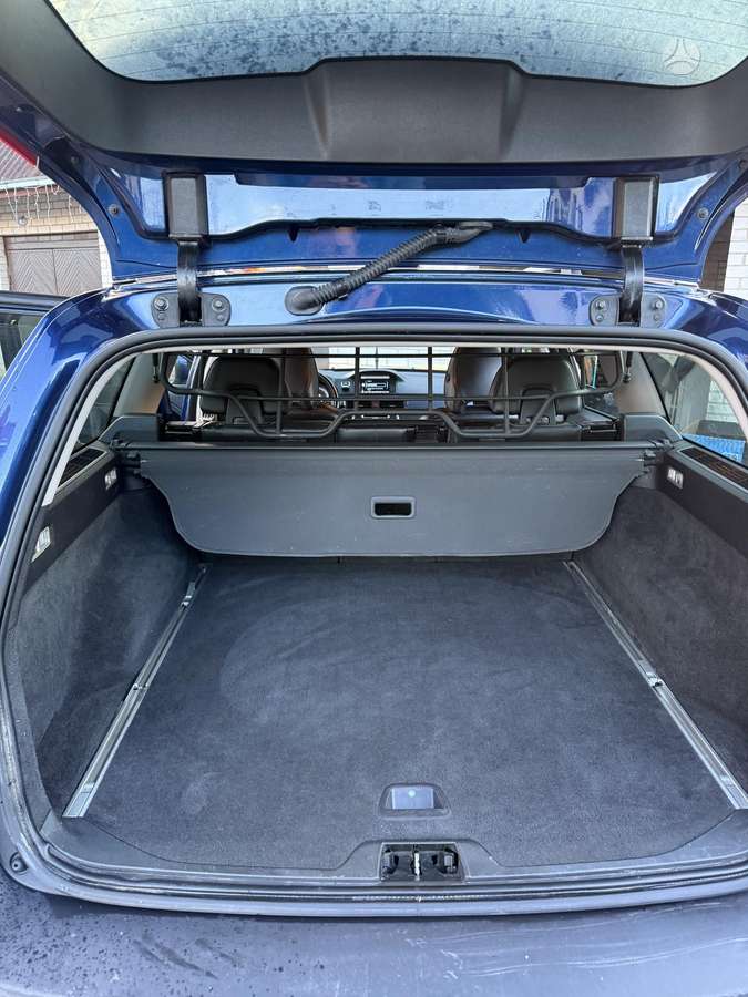 Volvo XC70, 2.4 l., wagon
