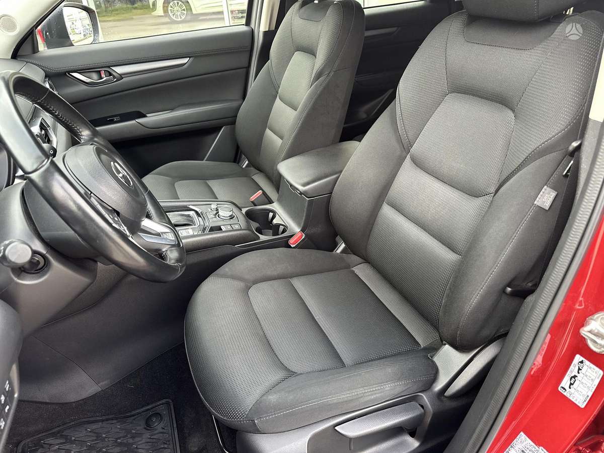 Mazda CX-5, 2.0 l., off-road / crossover