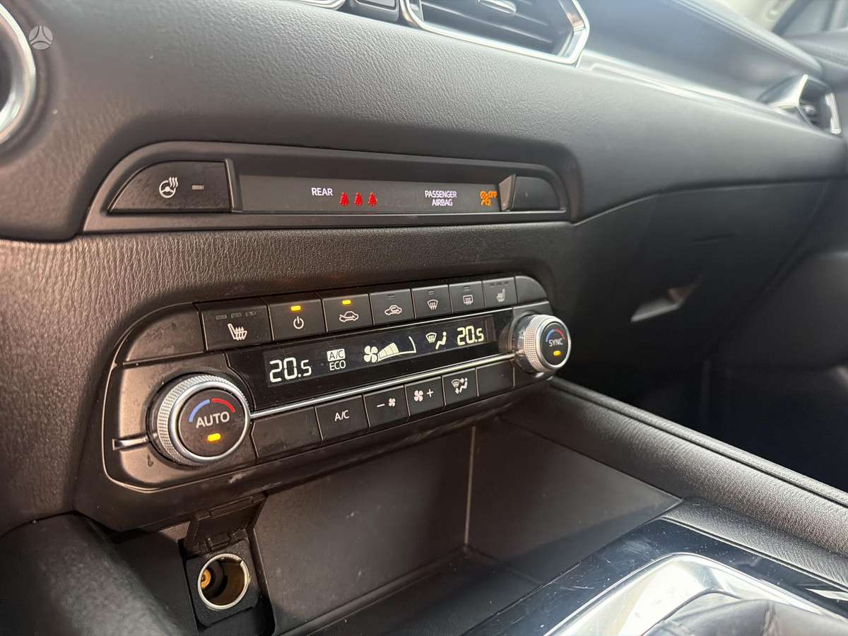 Mazda CX-5, 2.0 l., off-road / crossover