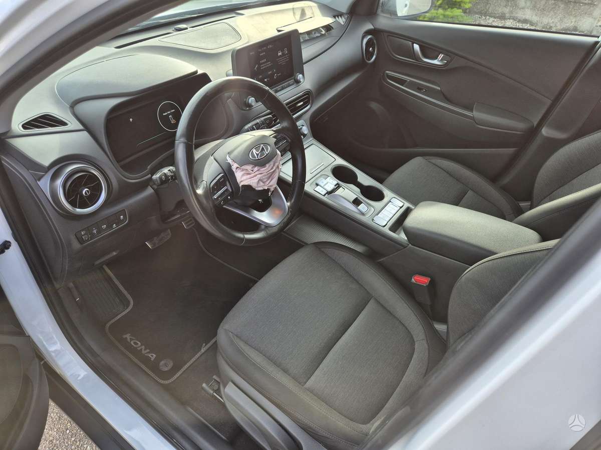 Hyundai Kona - 7
