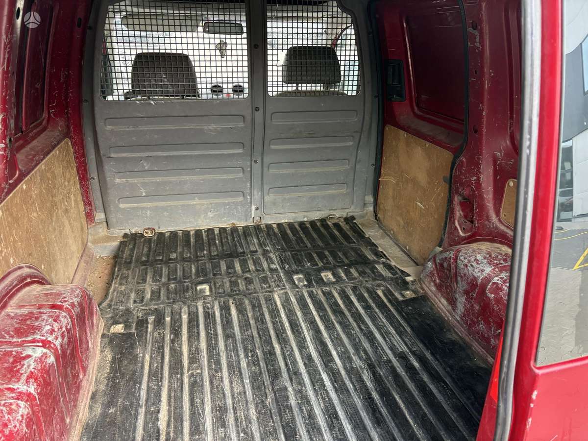 Volkswagen Caddy - 10