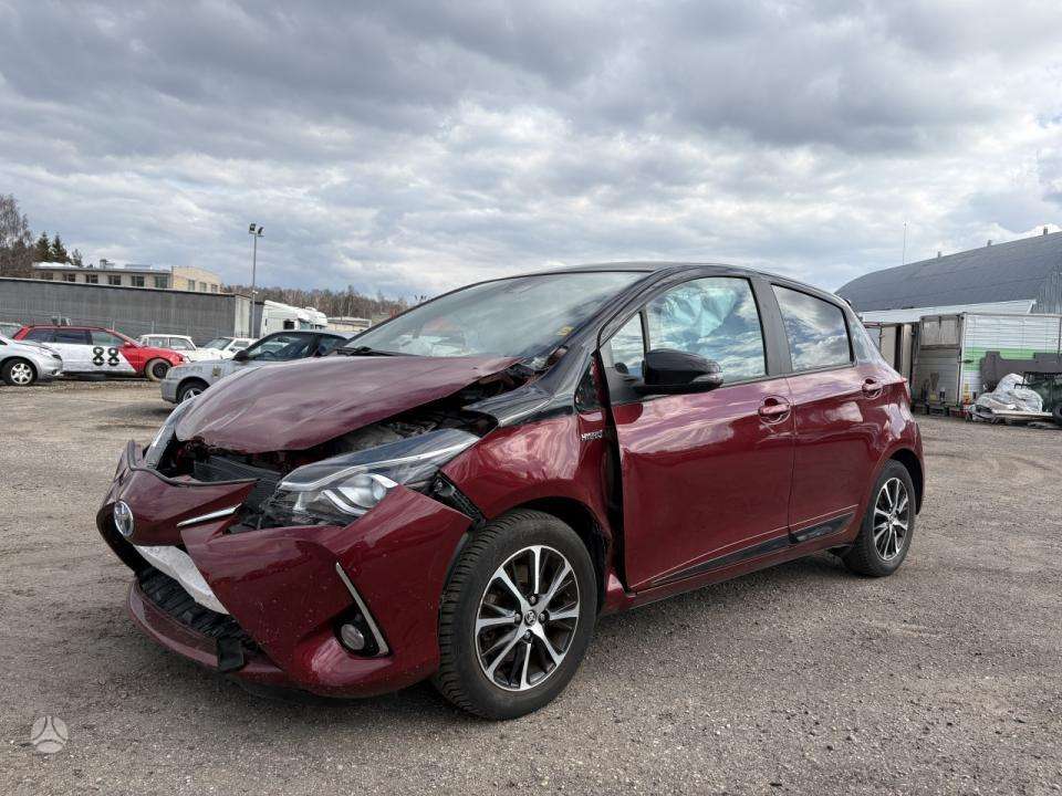 Toyota Yaris - 1