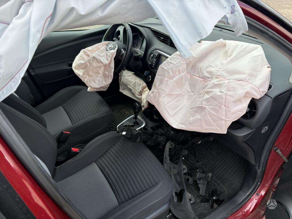 Toyota Yaris - 9