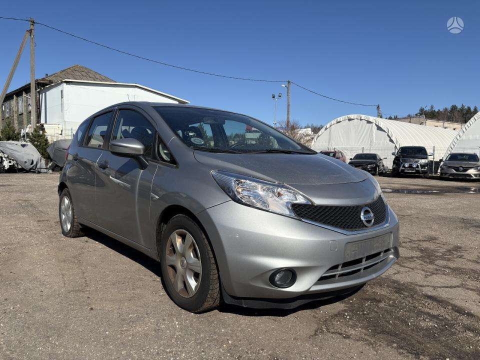 Nissan Note, 1.5 l., Хэтчбек