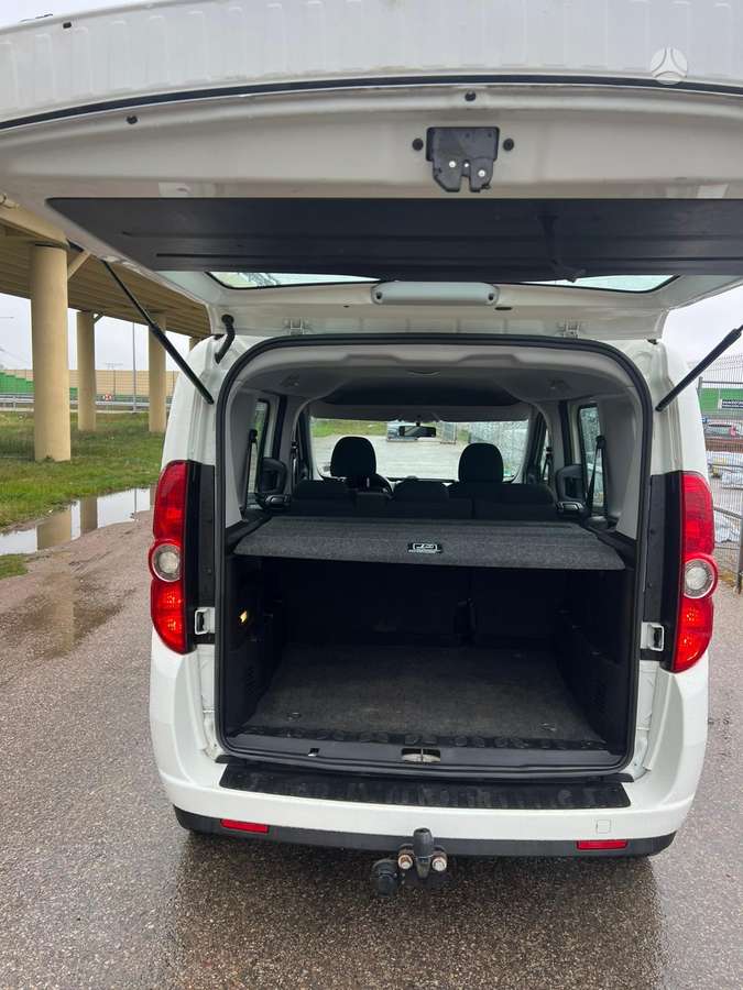 Opel Combo, 1.6 l., Минивэн