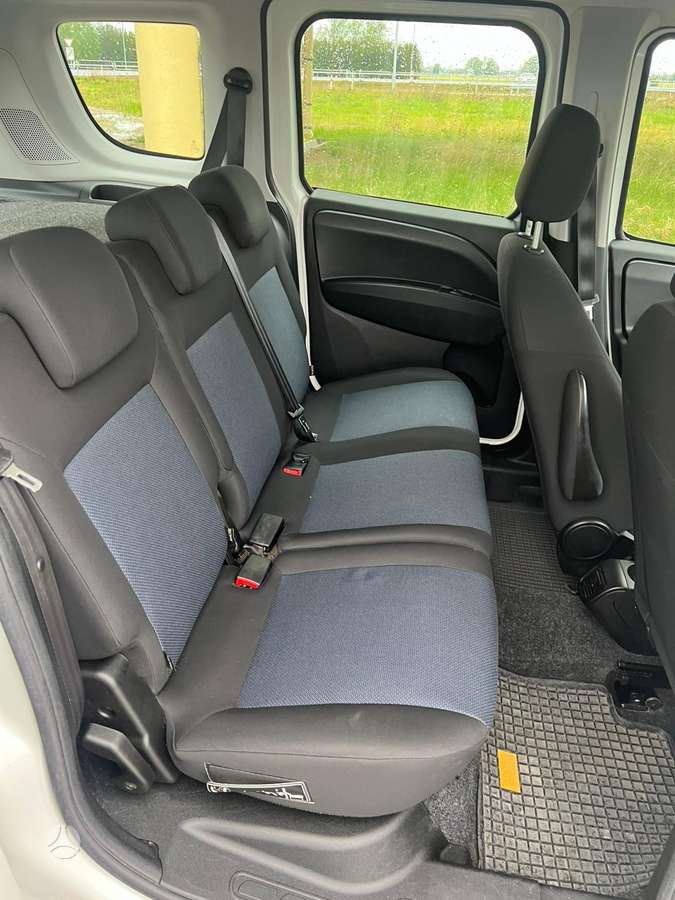 Opel Combo, 1.6 l., Минивэн