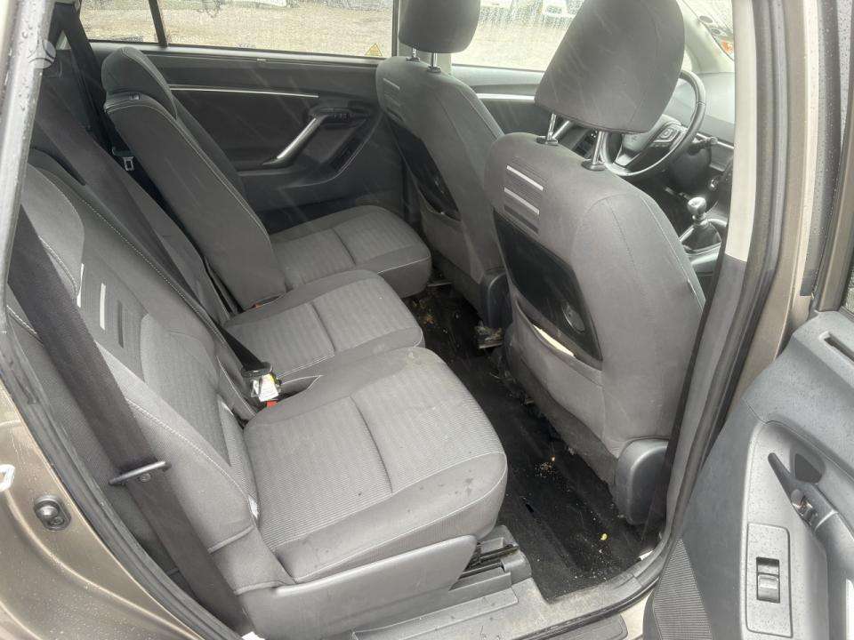 Toyota Verso - 10