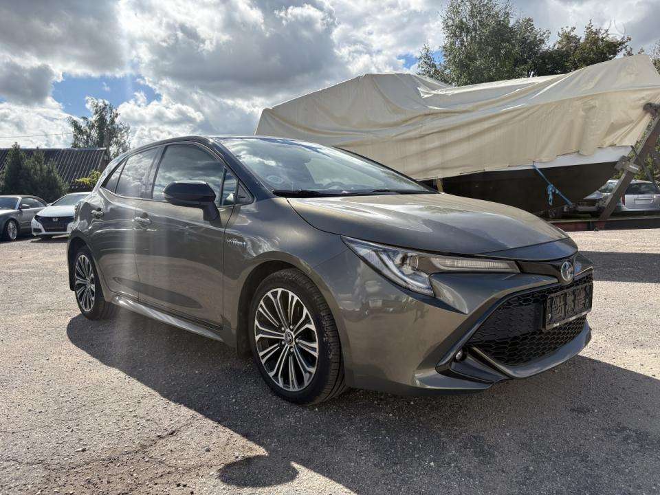 Toyota Corolla - 2