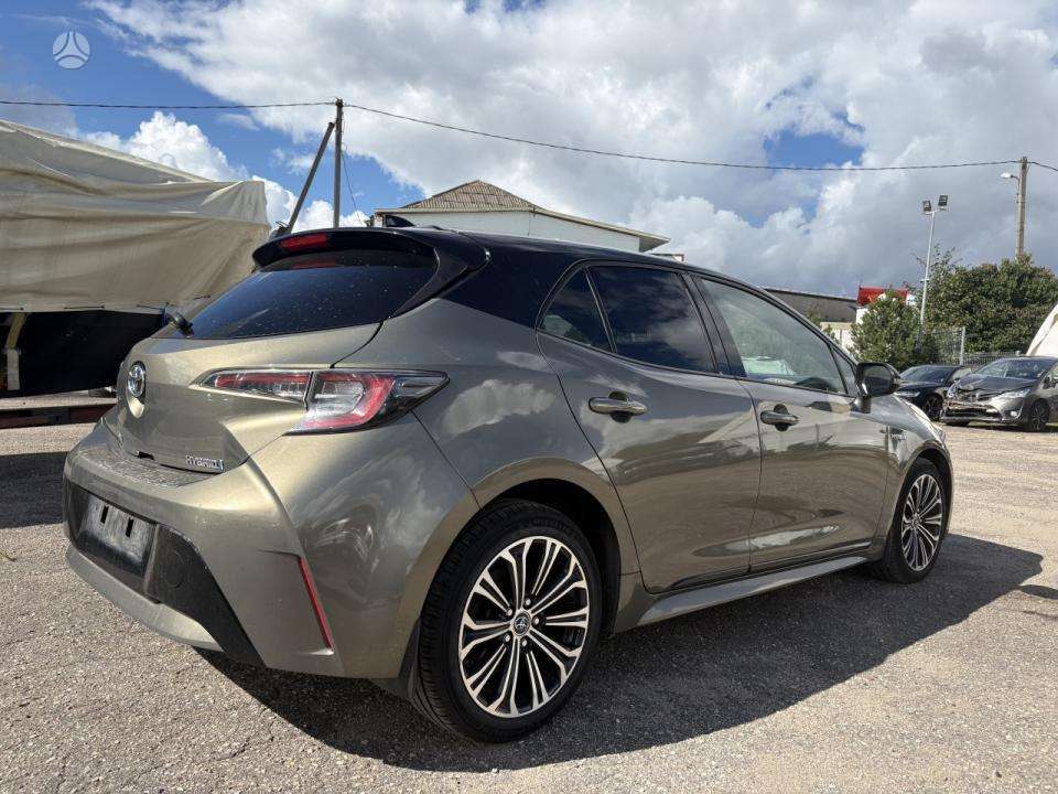 Toyota Corolla - 3