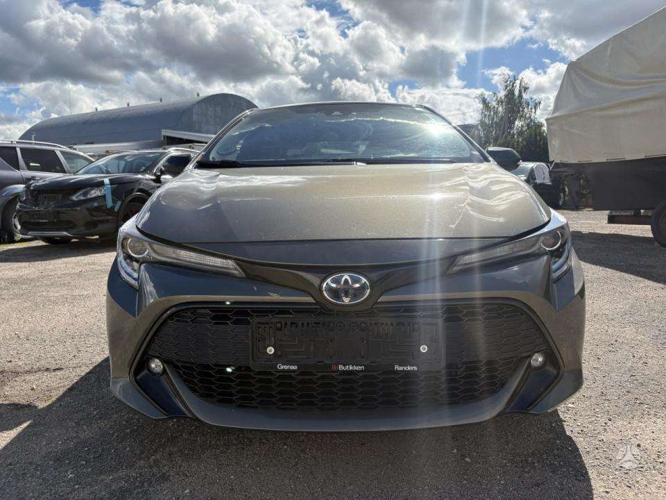 Toyota Corolla - 5