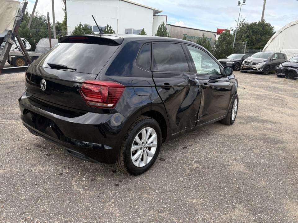 Volkswagen Polo - 3