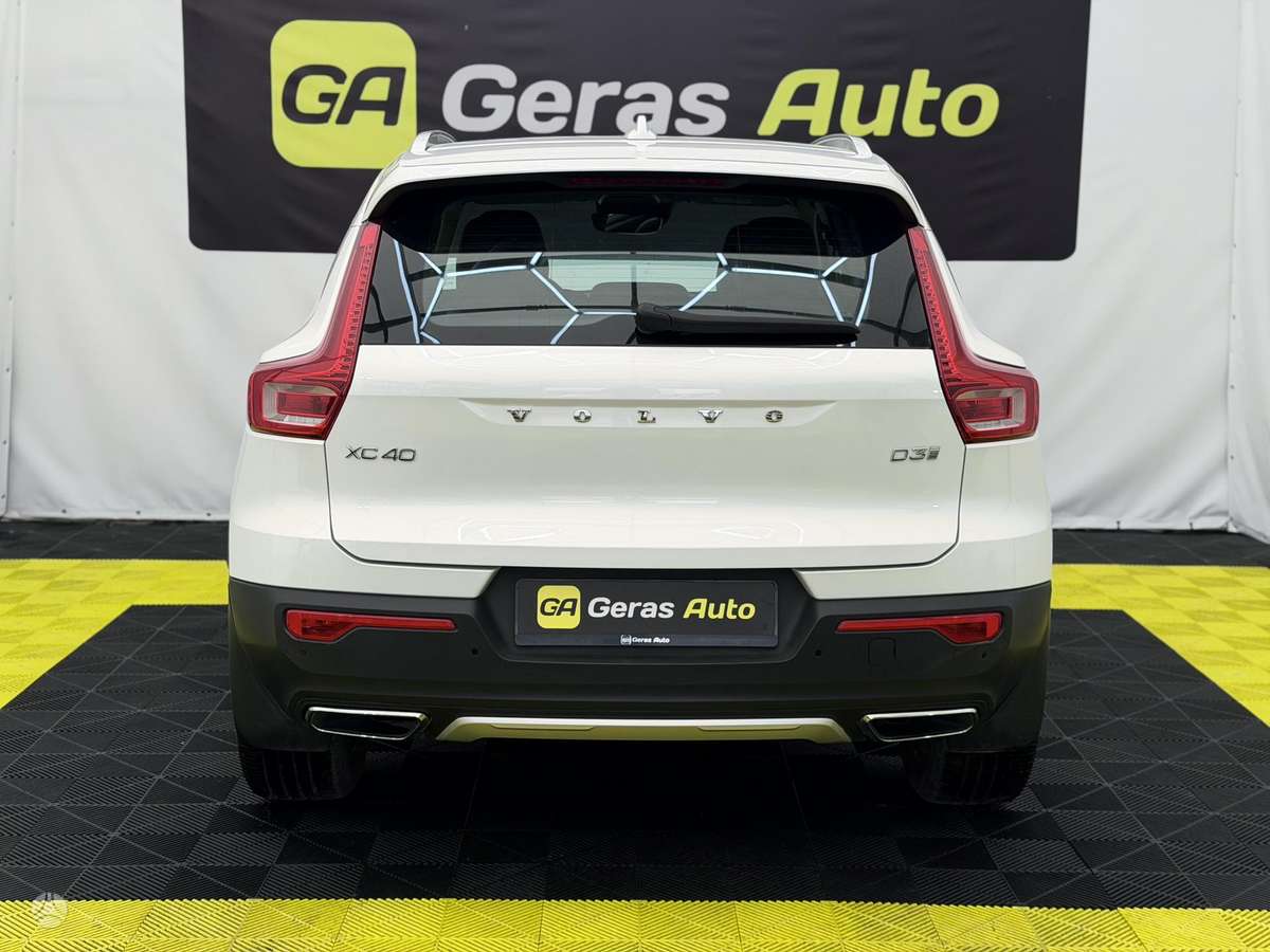 Volvo XC40 - 5