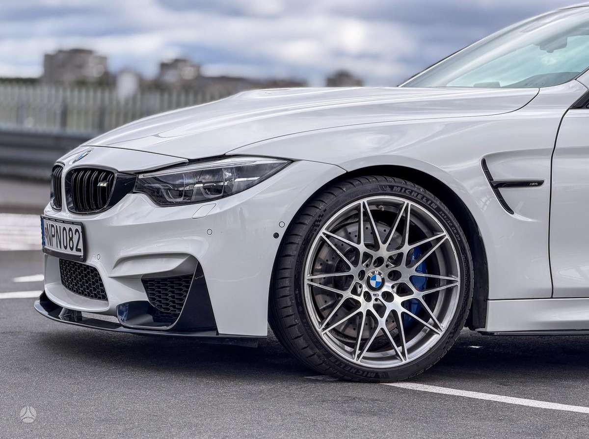 BMW M4, 3.0 l., coupe