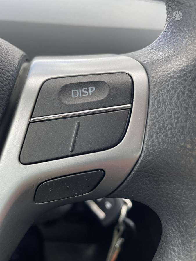 Toyota Verso - 8