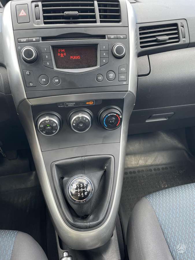 Toyota Verso - 11