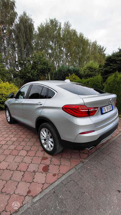 BMW X4, 2.0 l., off-road / crossover