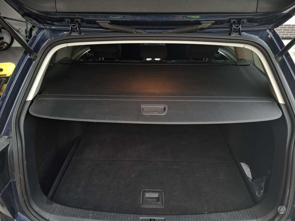 Volkswagen Golf, 1.6 l., Универсал