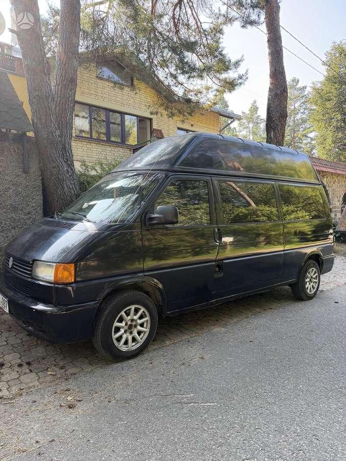 Volkswagen Transporter - 2
