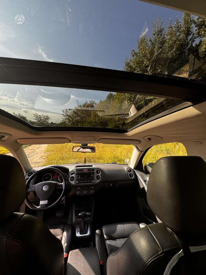 Volkswagen Tiguan - 3