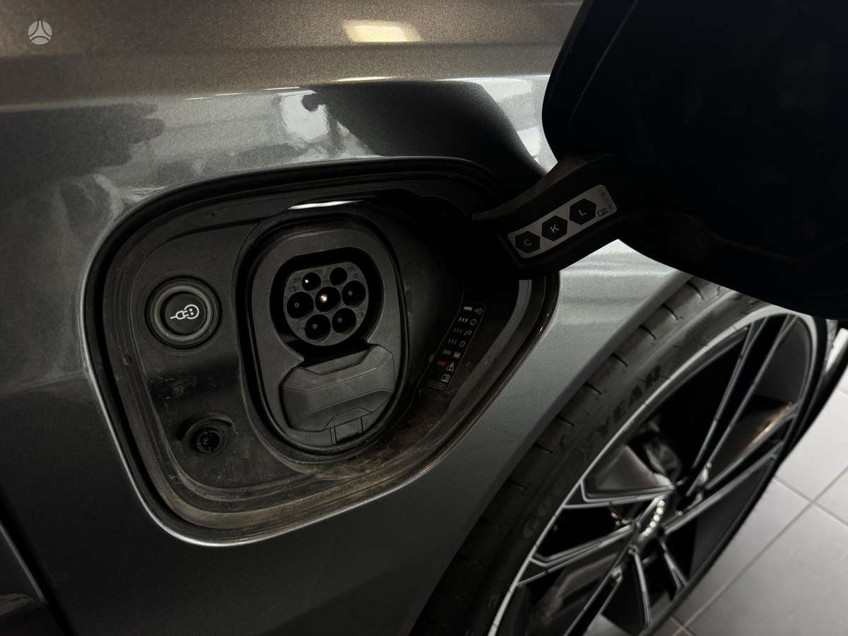 Audi e-tron GT, 93 kWh, coupe