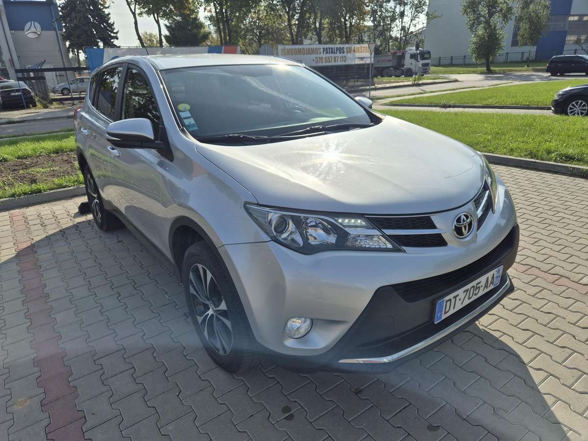 Toyota RAV4 - 3