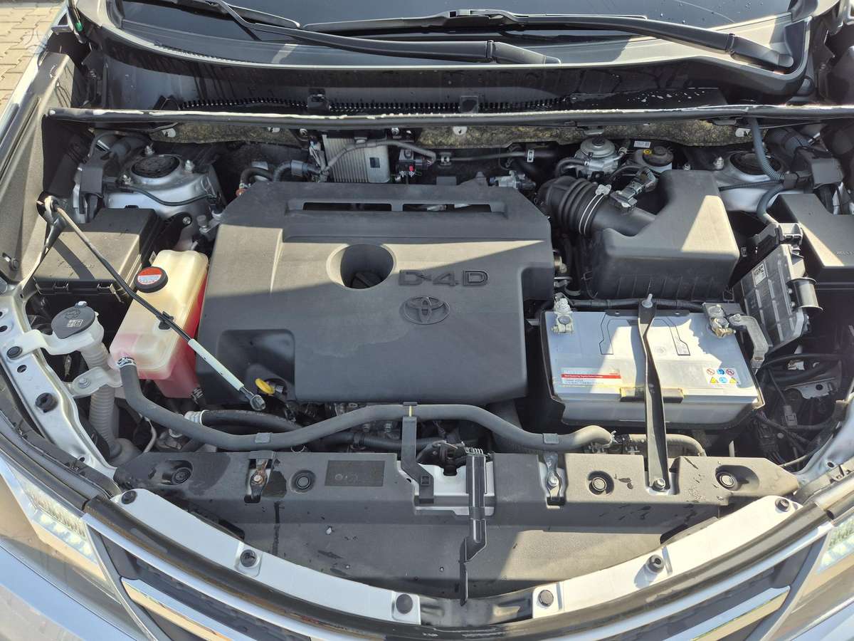 Toyota RAV4 - 9