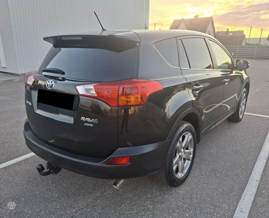 Toyota RAV4 - 9