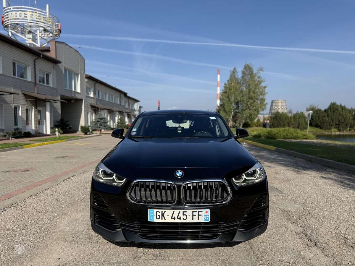 BMW X2, 1.5 l., off-road / crossover