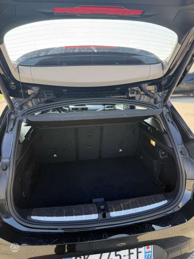 BMW X2, 1.5 l., off-road / crossover