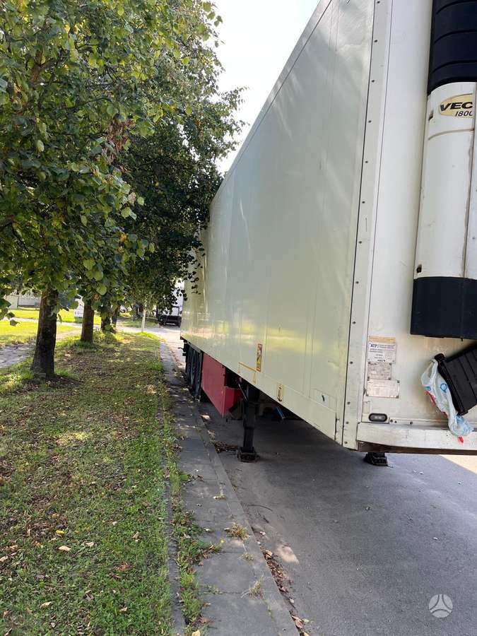 Schmitz SKO24, refrižerātori