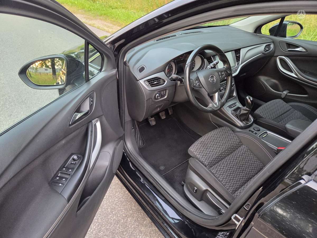 Opel Astra, 1.6 l., Хэтчбек
