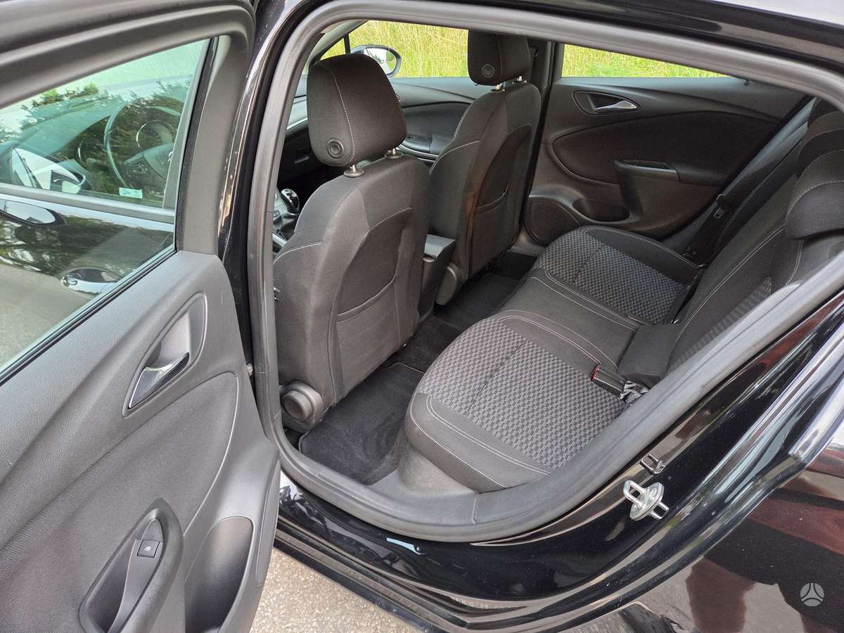 Opel Astra, 1.6 l., Хэтчбек