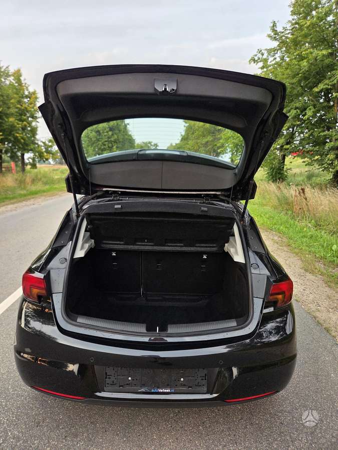 Opel Astra, 1.6 l., Хэтчбек