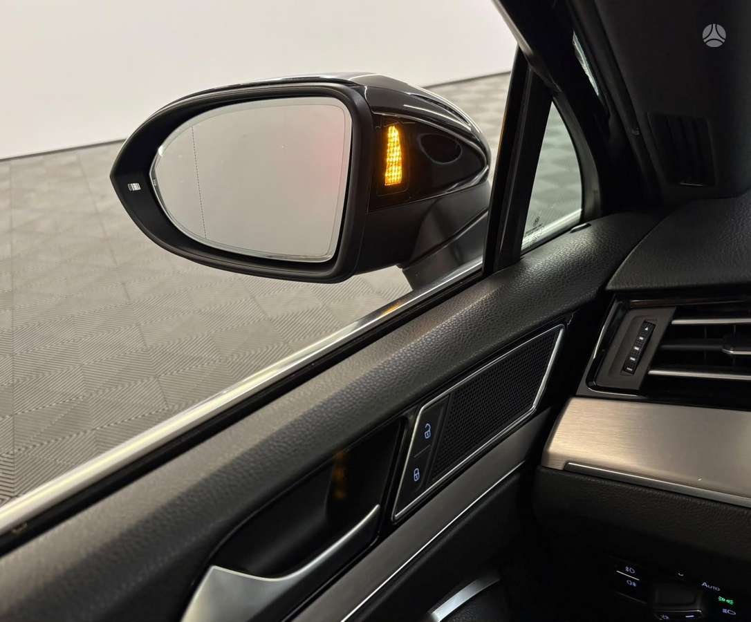 Volkswagen Passat - 5