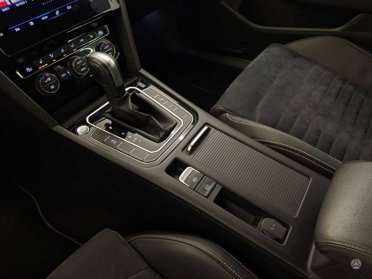 Volkswagen Passat - 3