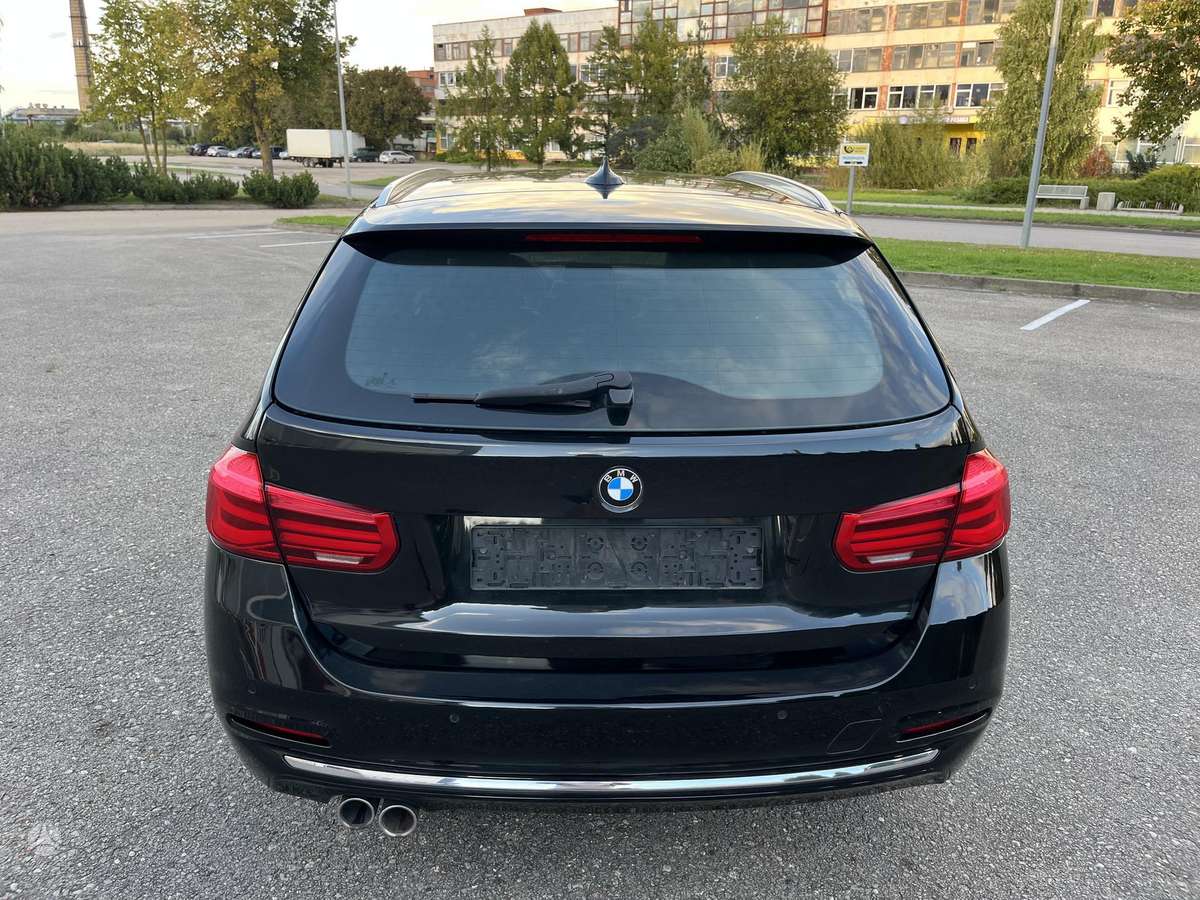 BMW 330 - 6