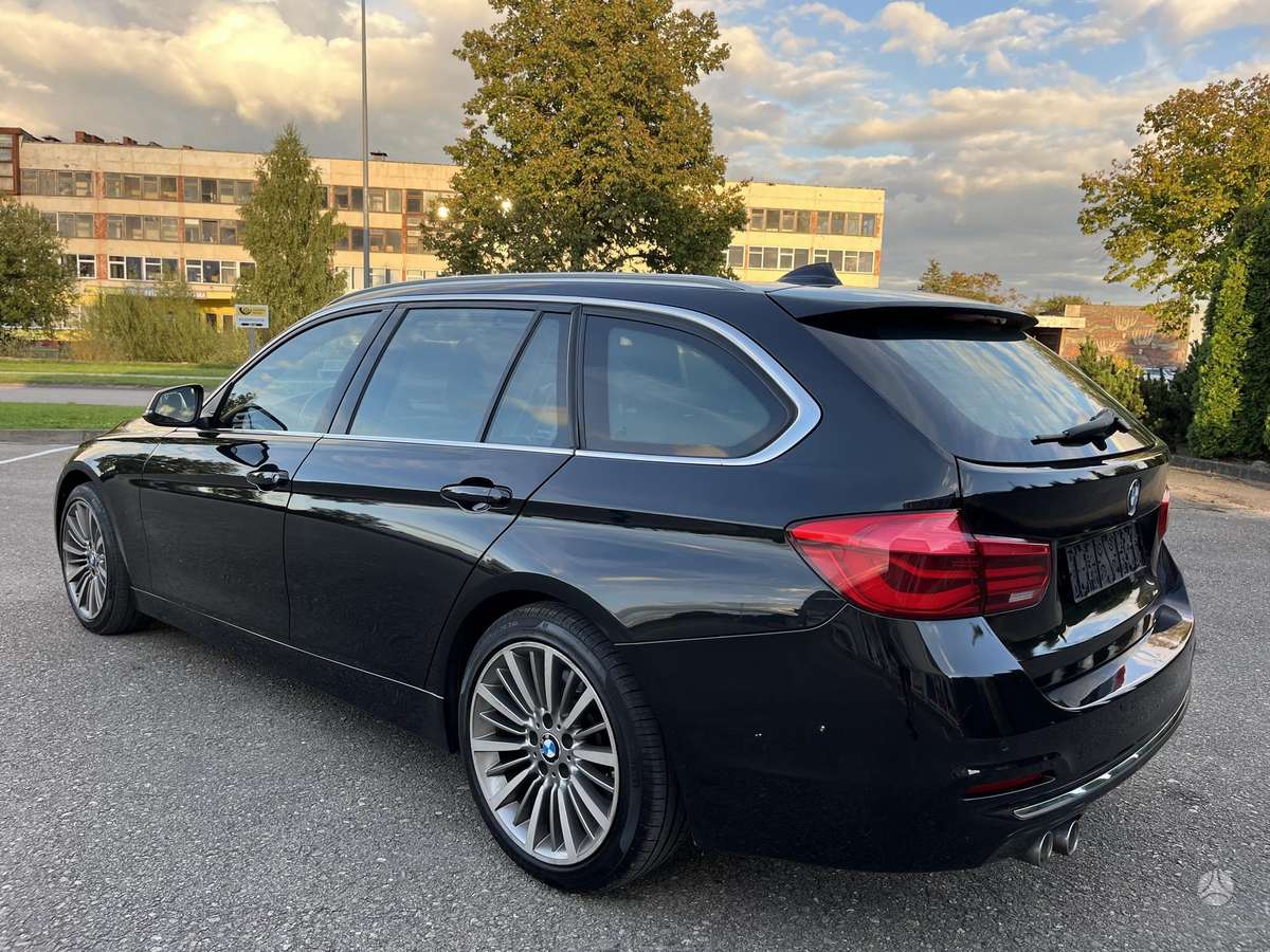 BMW 330 - 12