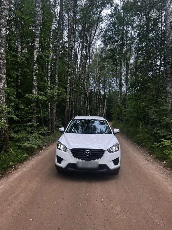 Mazda CX-5, 2.2 l., off-road / crossover